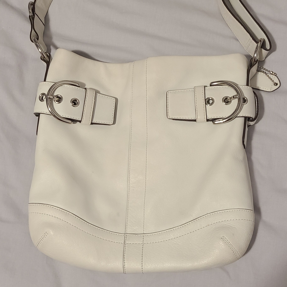 White Coach Shoulder Bag - Picture 2 of 9